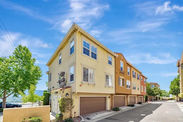 $1,049,999 | 501 Casselino Drive, San Jose, CA 95136