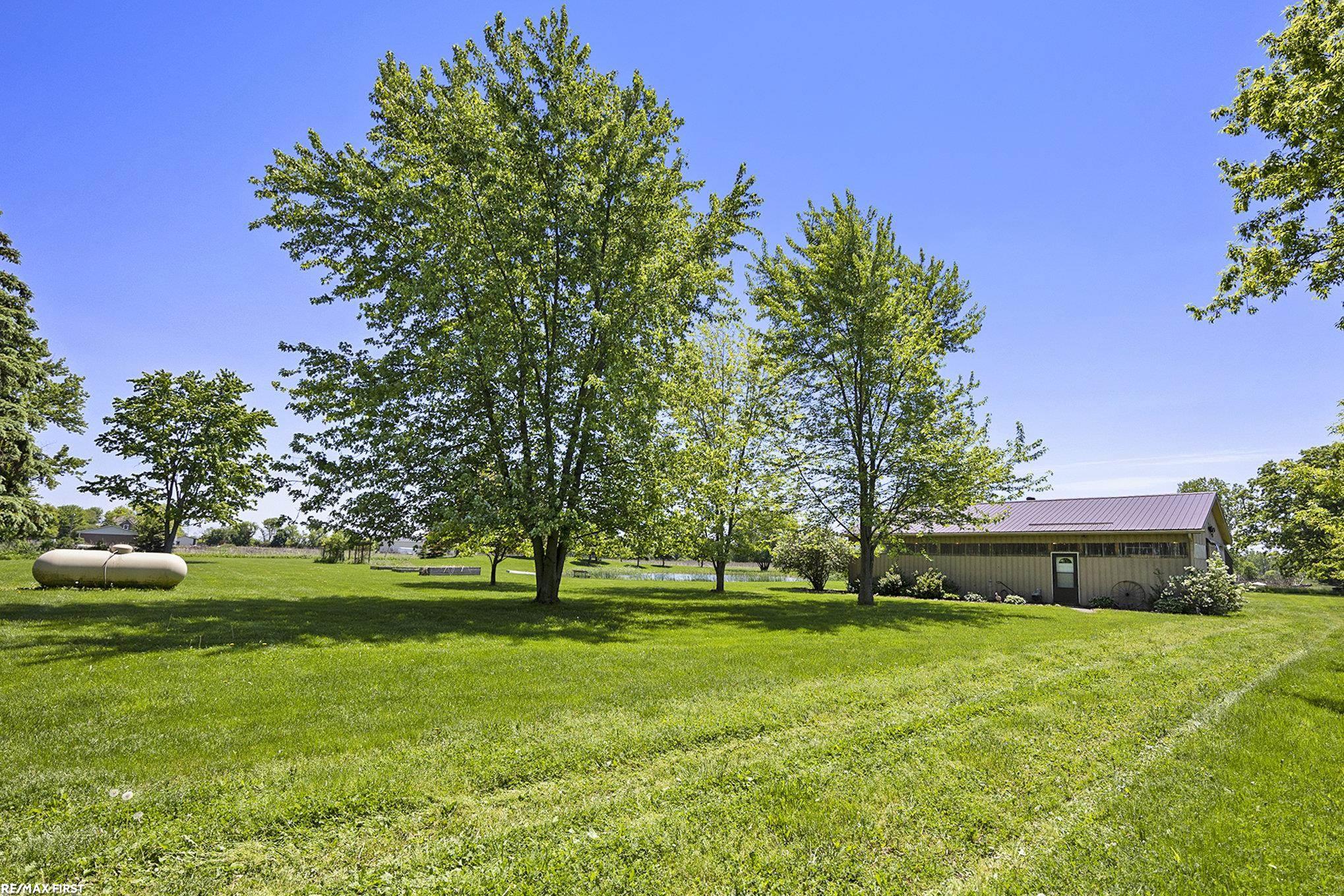 22150 29 Mile Road Ray, MI 48096 - Photo 21 of 32 50142800-e67c3ff4-29f4-42ea-9136-4a29fe8e83d5.JPG