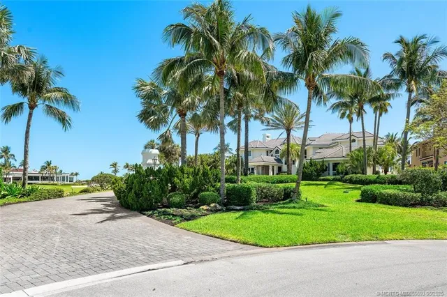 $24,500,000 | 3066 Southeast Dune Drive, Stuart, FL 34996