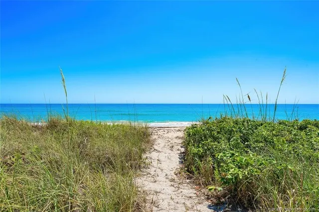 $24,500,000 | 3066 Southeast Dune Drive, Stuart, FL 34996