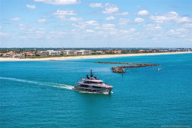 $24,500,000 | 3066 Southeast Dune Drive, Stuart, FL 34996