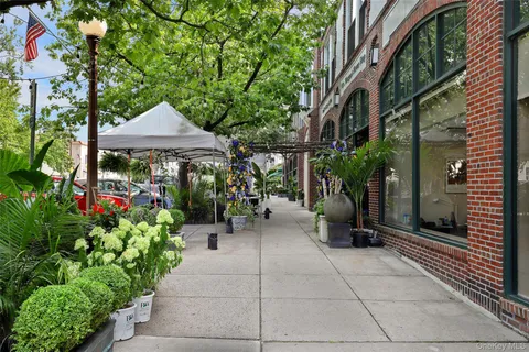$450,000 | 12 Brooklands, Unit GM, Bronxville, NY 10708