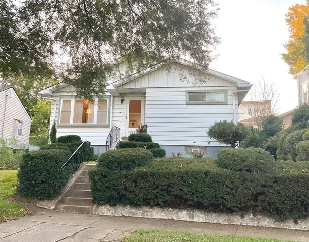 $175,000 | 12620 Irving Avenue, Blue Island, IL 60406