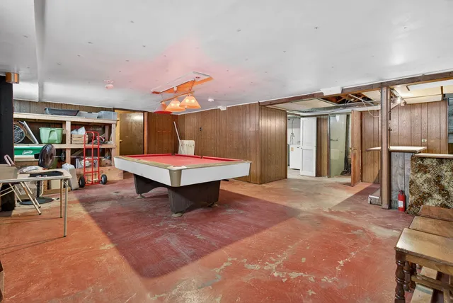 $175,000 | 12620 Irving Avenue, Blue Island, IL 60406