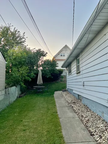 $175,000 | 12620 Irving Avenue, Blue Island, IL 60406