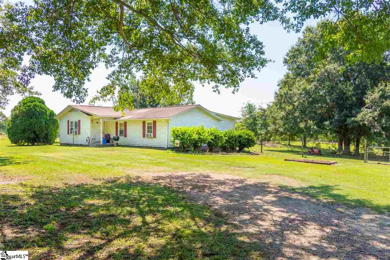 210 Looper Road Pelzer, SC 29669 - Photo 2 of 21