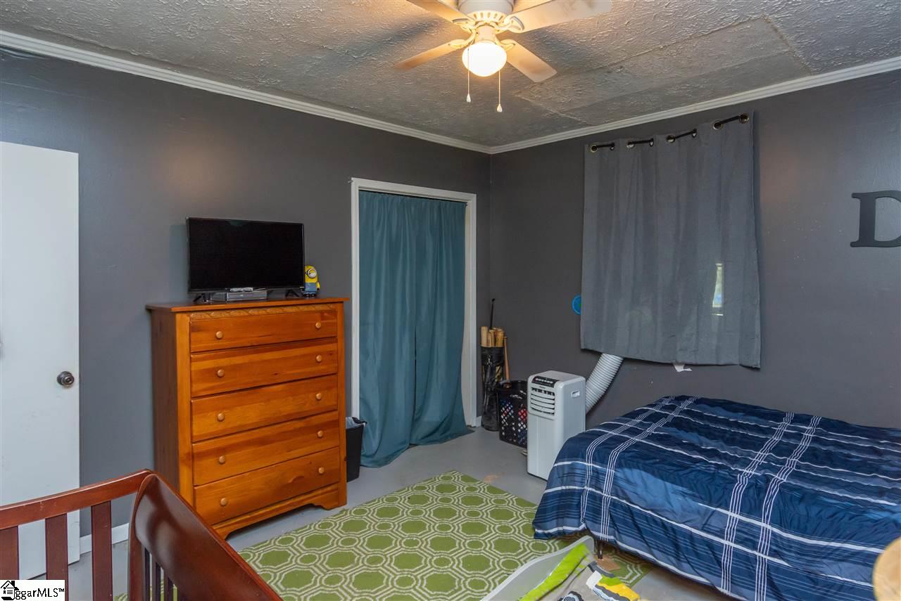 210 Looper Road Pelzer, SC 29669 - Photo 14 of 21