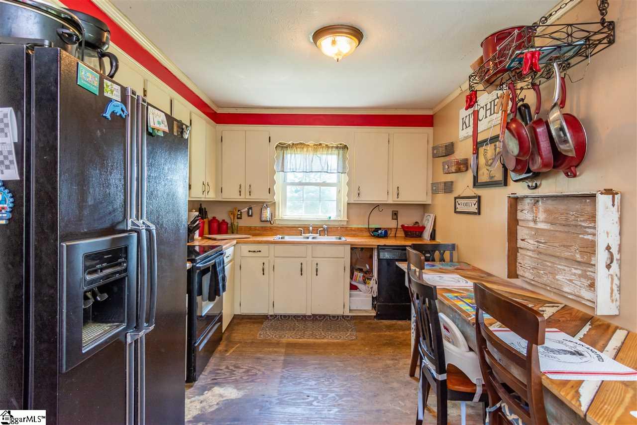 210 Looper Road Pelzer, SC 29669 - Photo 8 of 21