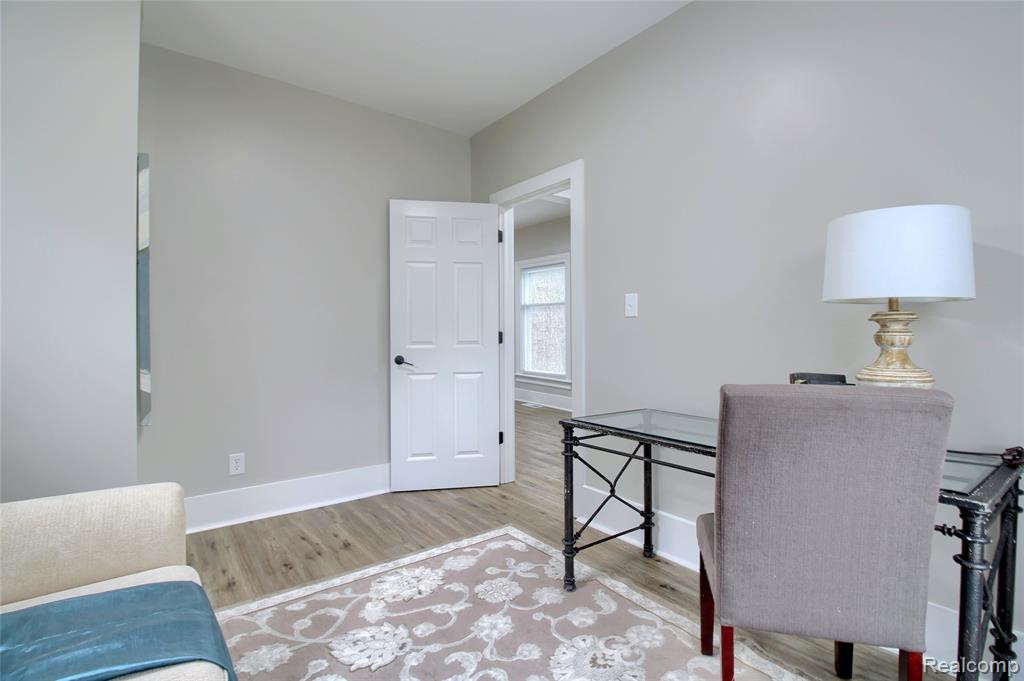 127 Bates Street Jackson, MI 49202 - Photo 21 of 33