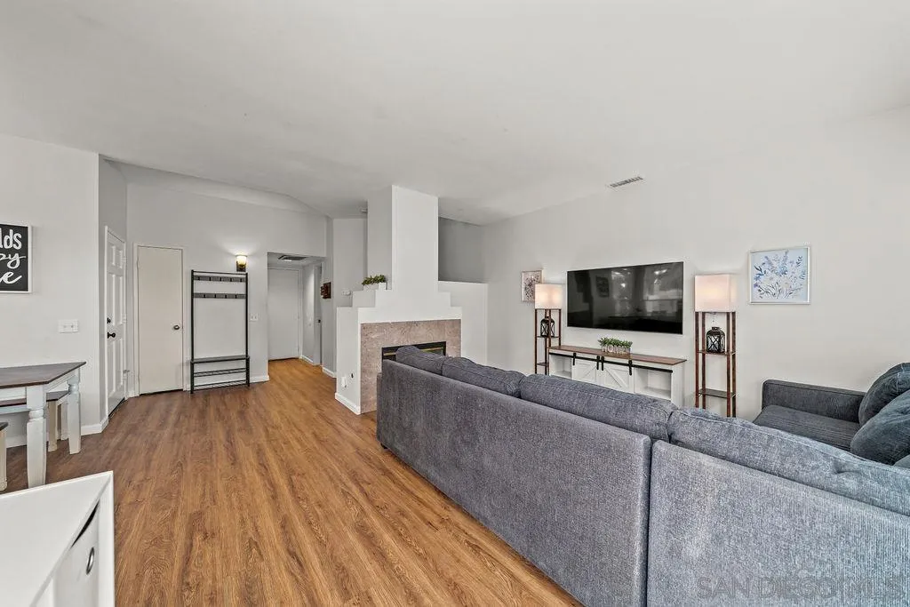 1386 Serena Circle, Unit 2 Chula Vista, CA 91910 - Photo 11 of 44