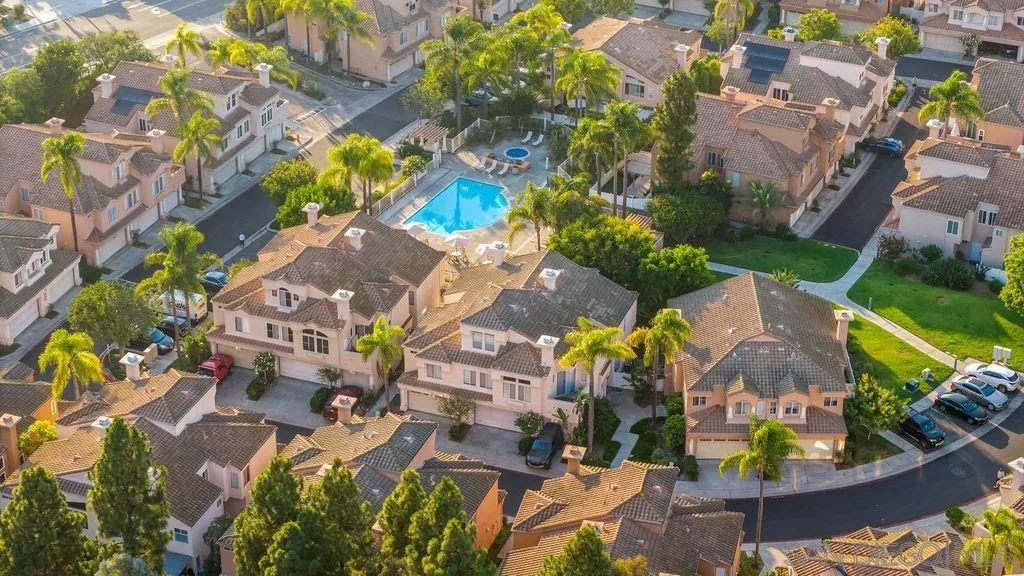 1386 Serena Circle, Unit 2 Chula Vista, CA 91910 - Photo 41 of 44