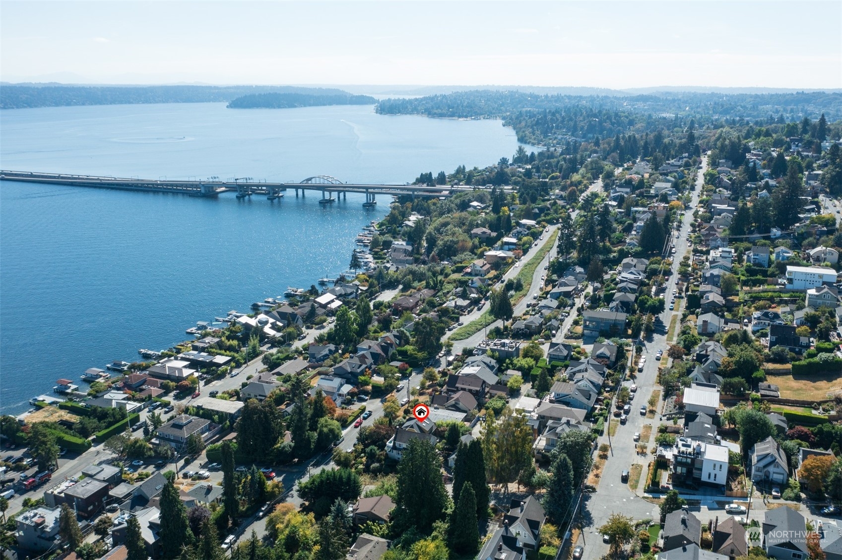 807 Lake Washington Boulevard South Seattle, WA 98144 - Photo 25 of 26 an aerial view of a houses with a lake
