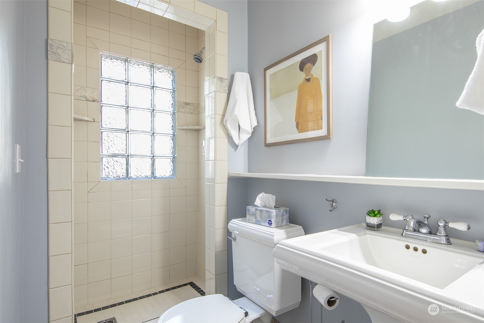 807 Lake Washington Boulevard South Seattle, WA 98144 - Photo 9 of 26 a bathroom with a sink mirror and toilet
