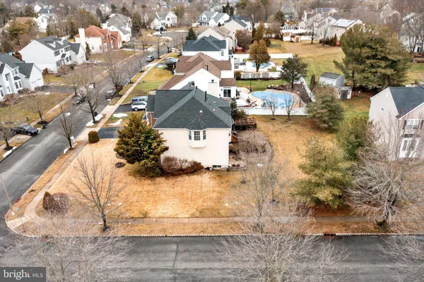 $929,000 | 2 Carriage Court, East Windsor, NJ 08520