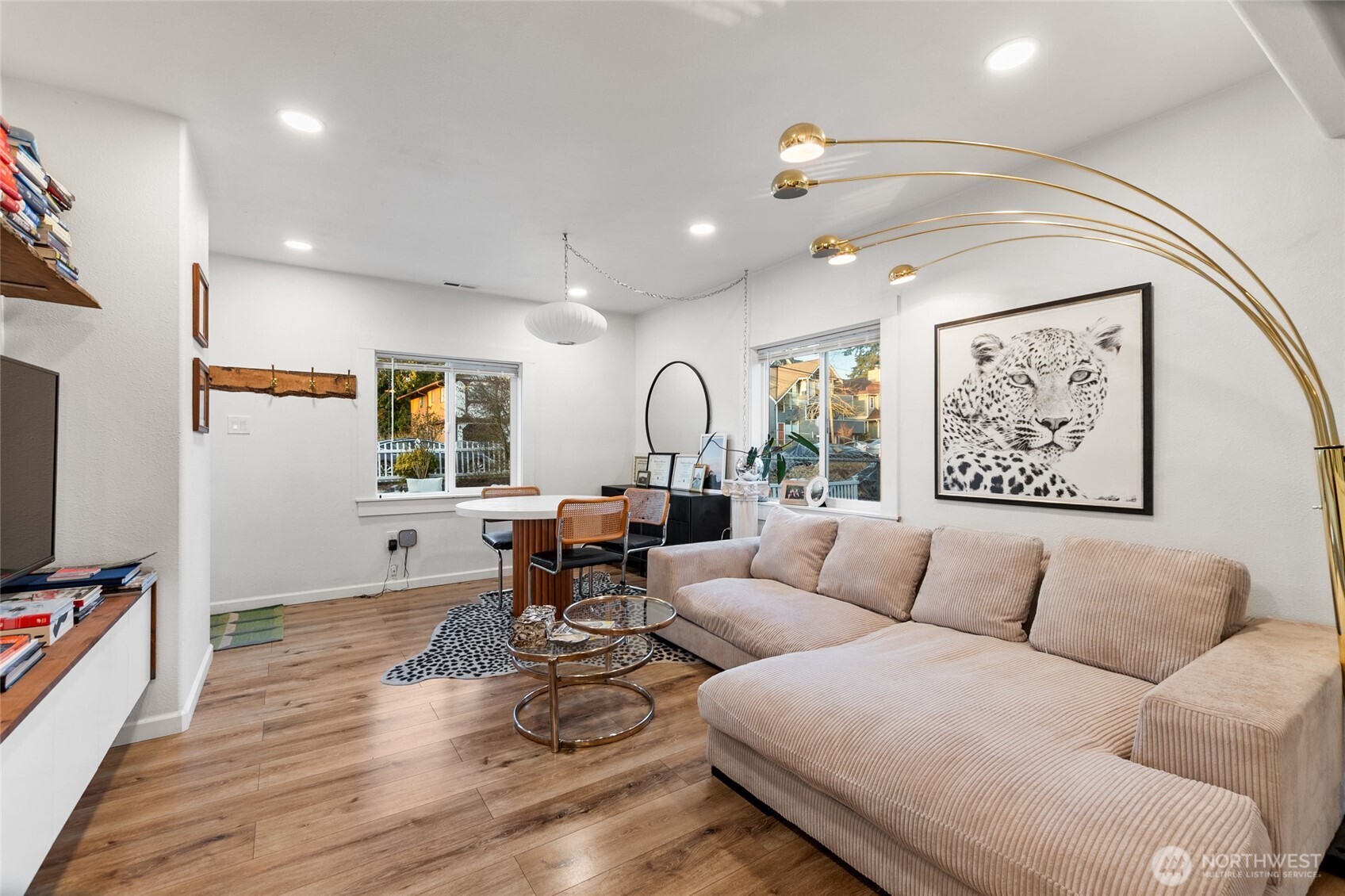 721 North 88th Street, Unit A Seattle, WA 98103 - Photo 3 of 11