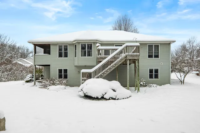 $450,000 | 5105 Willowbend Trail, Kalamazoo, MI 49009