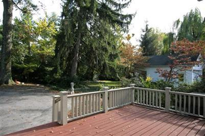 300 Chinoe Road Lexington, KY 40502 - Photo 16 of 19 Wonderul deck for entertaining.....large
