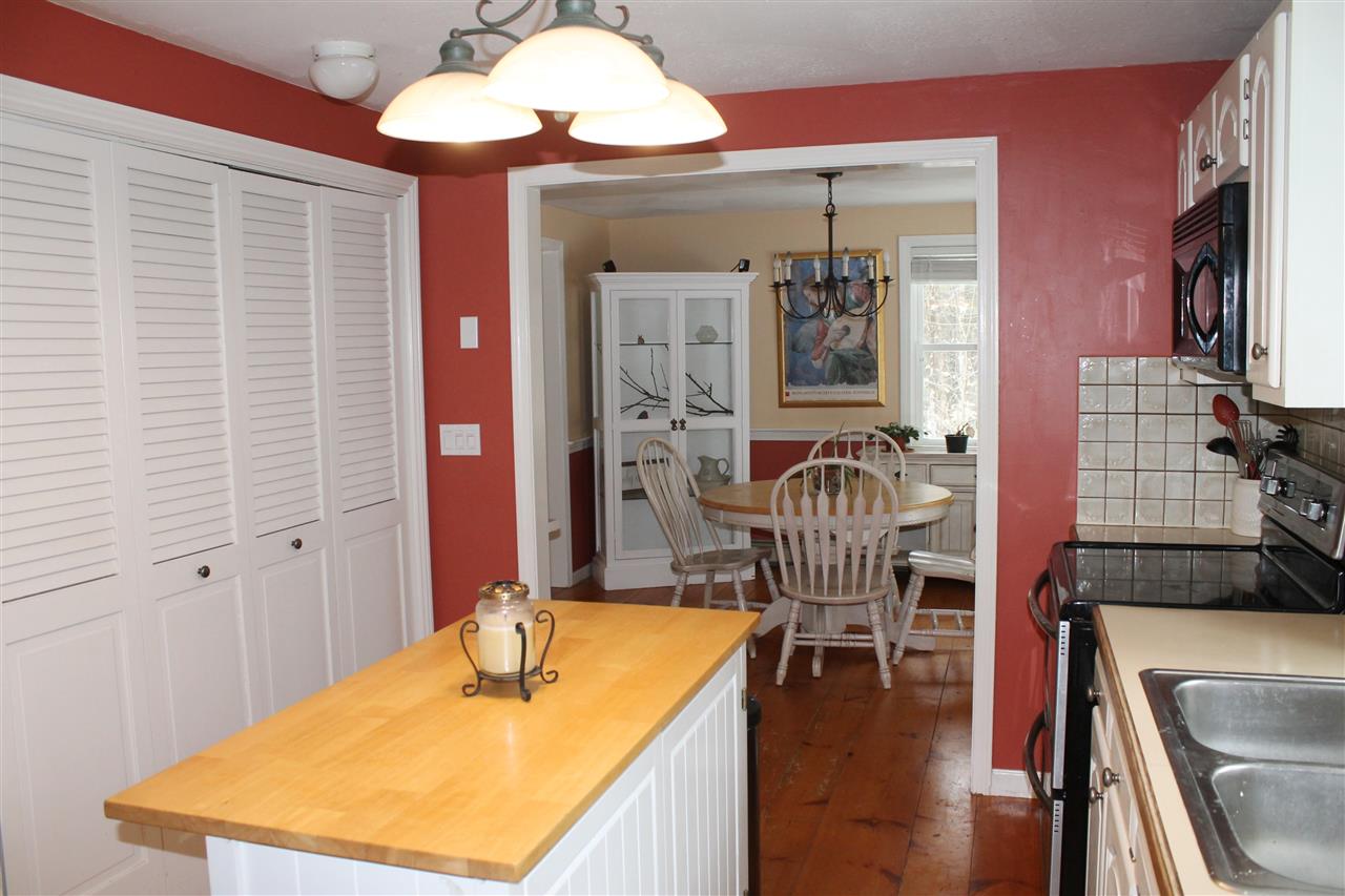 56 Woodbury Road New Boston, NH 03070 - Photo 6 of 39 Gallery Image 6