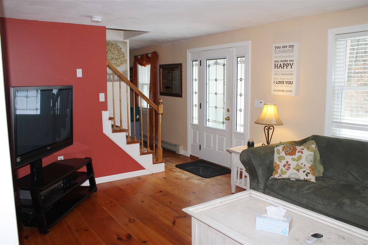 56 Woodbury Road New Boston, NH 03070 - Photo 10 of 39 Gallery Image 10