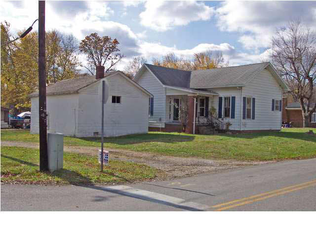 511 West New Hope Road Boonville, IN 47601 - Photo 1 of 1