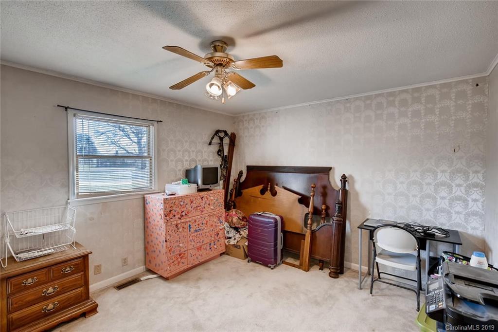 249 Mariposa Road Stanley, NC 28164 - Photo 7 of 11 Gallery Image 7