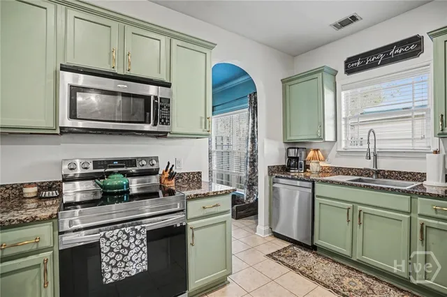 $365,000 | 142 Willow Point Circle, Savannah, GA 31407