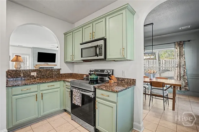 $365,000 | 142 Willow Point Circle, Savannah, GA 31407