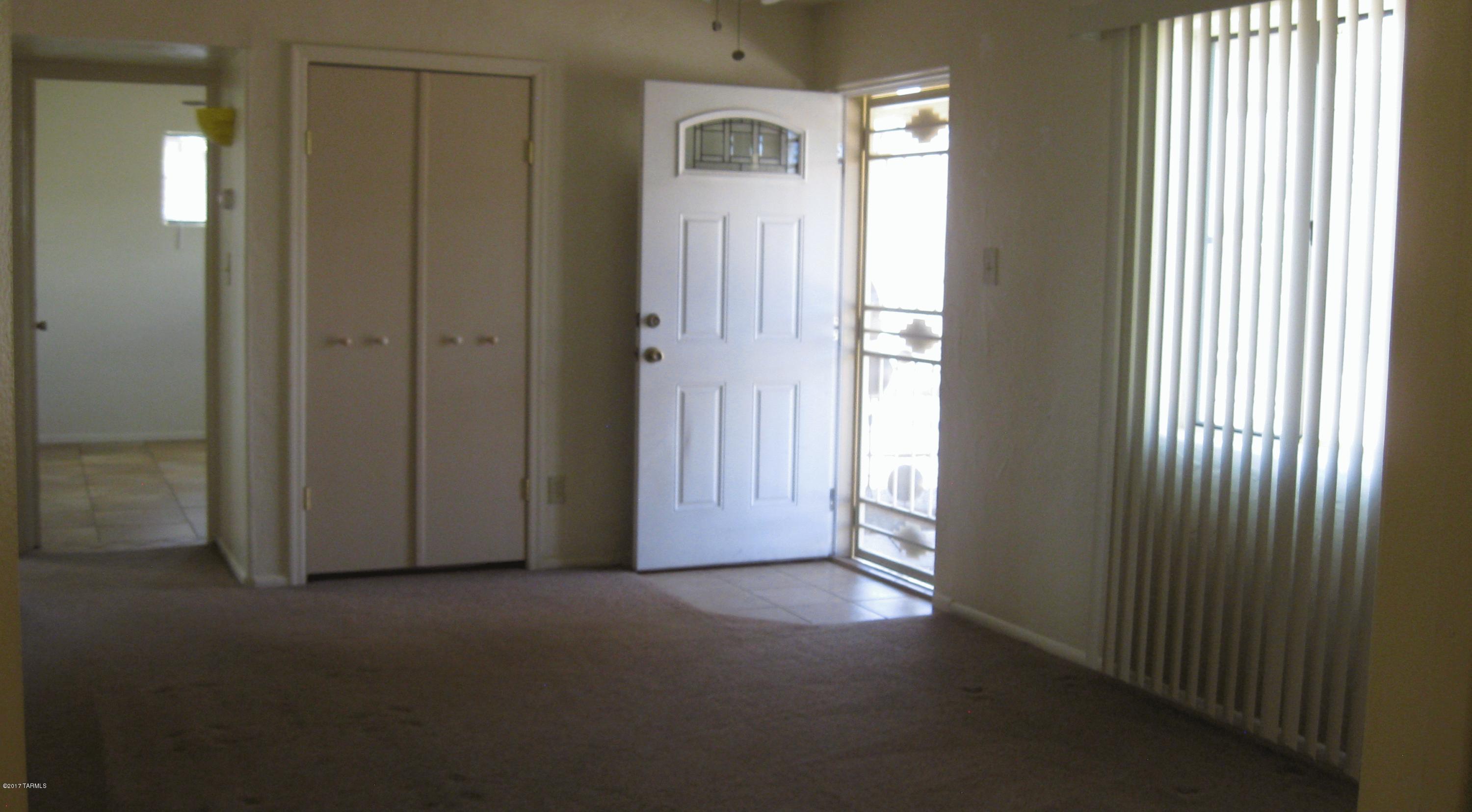 933 West Drexel Road Tucson, AZ 85706 - Photo 5 of 22 Gallery Image 5