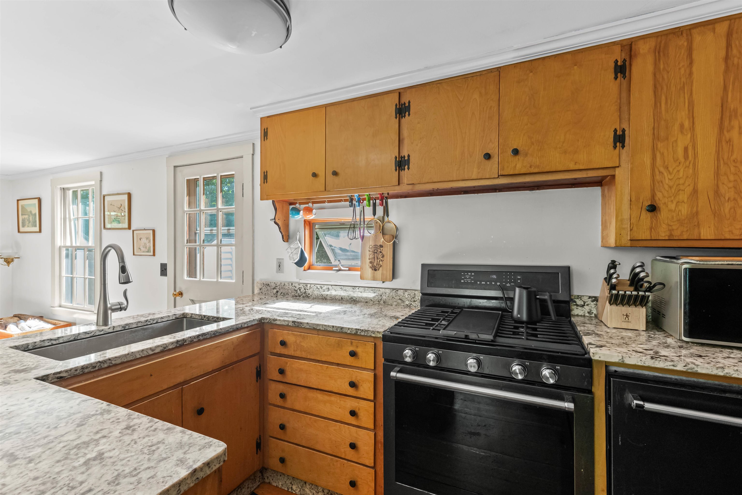 173 Tamworth Road Tamworth, NH 03886 - Photo 21 of 60