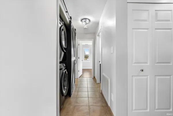 $349,900 | 300 East Medusa Street, Unit 5D, Syracuse, IN 46567