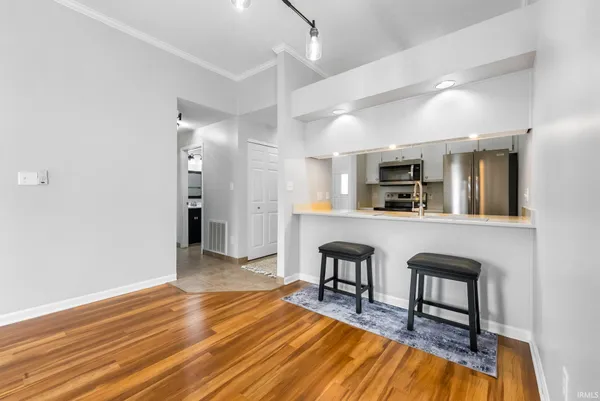 $349,900 | 300 East Medusa Street, Unit 5D, Syracuse, IN 46567