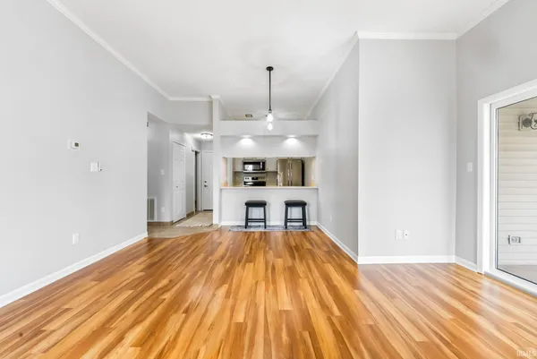 $349,900 | 300 East Medusa Street, Unit 5D, Syracuse, IN 46567