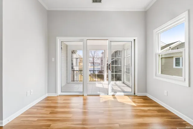 $349,900 | 300 East Medusa Street, Unit 5D, Syracuse, IN 46567