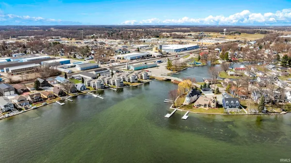 $349,900 | 300 East Medusa Street, Unit 5D, Syracuse, IN 46567