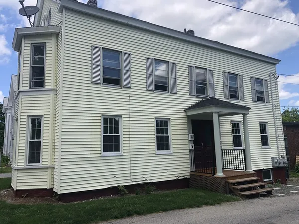 $2,000 | 4 Underwood Court, Unit 1, Westborough, MA 01581