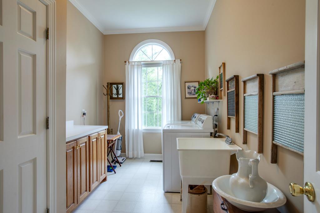 3340 Blazer Road Franklin, TN 37064 - Photo 19 of 29 a view of a livingroom with furniture and windows