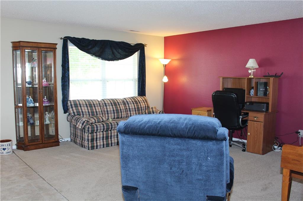 10837 Ravelle Road Indianapolis, IN 46234 - Photo 3 of 19 Gallery Image 3