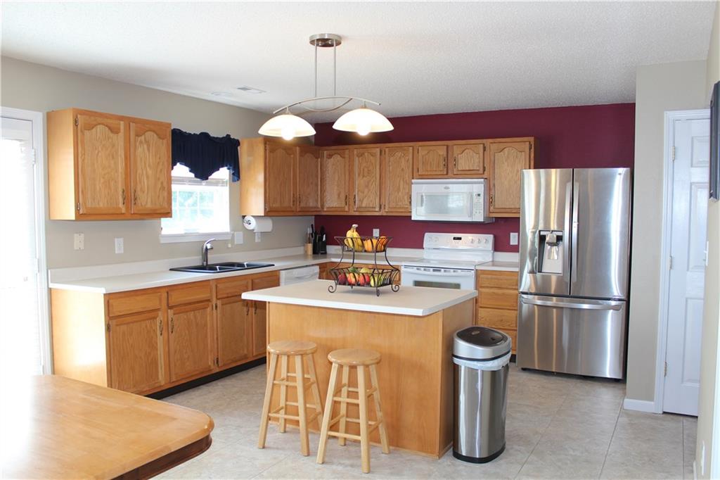 10837 Ravelle Road Indianapolis, IN 46234 - Photo 8 of 19 Gallery Image 8