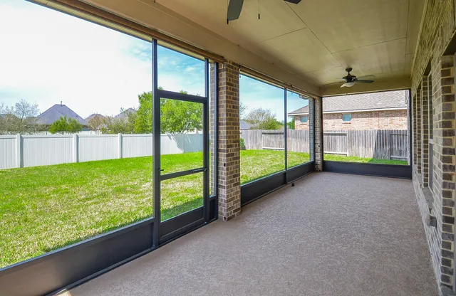 $2,900 | 18 Fountain Bend Lane, Richmond, TX 77406