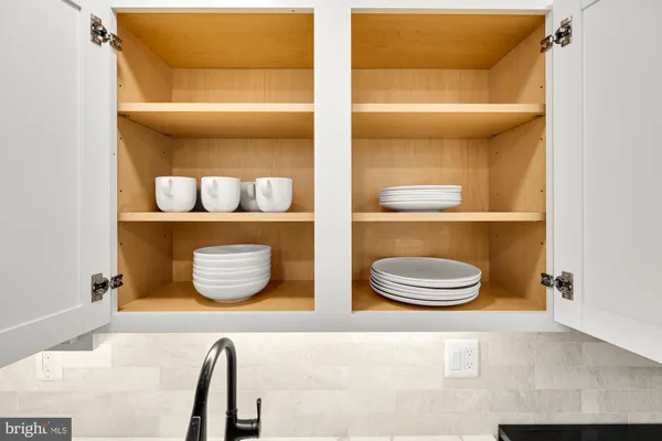 $2,100 | 1821 19th Street Northwest, Unit 1, Washington, DC 20009