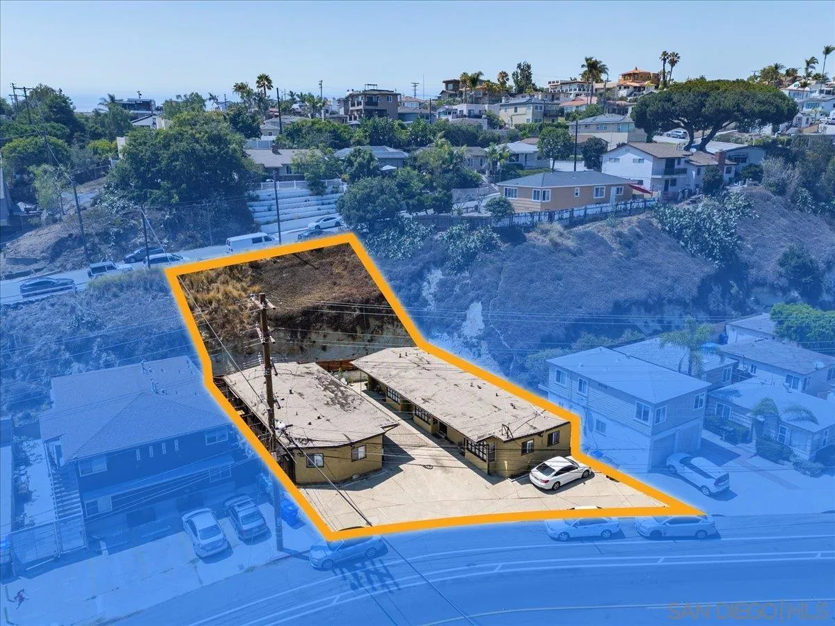 3206-16 Reynard Way San Diego, CA 92103 - Photo 2 of 12