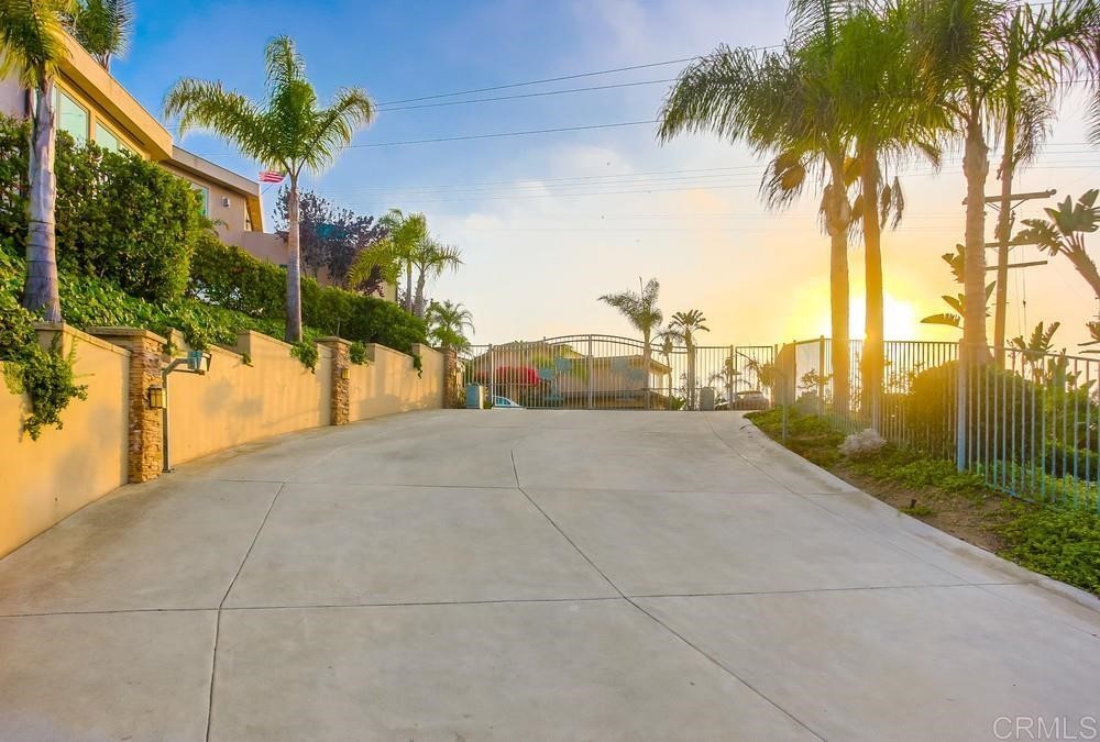840 Highland Drive Solana Beach, CA 92075 - Photo 2 of 24 a view of a backyard