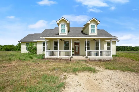 $1,600,000 | 498 North County Line Road, Elgin, TX 78621