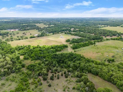 $1,600,000 | 498 North County Line Road, Elgin, TX 78621