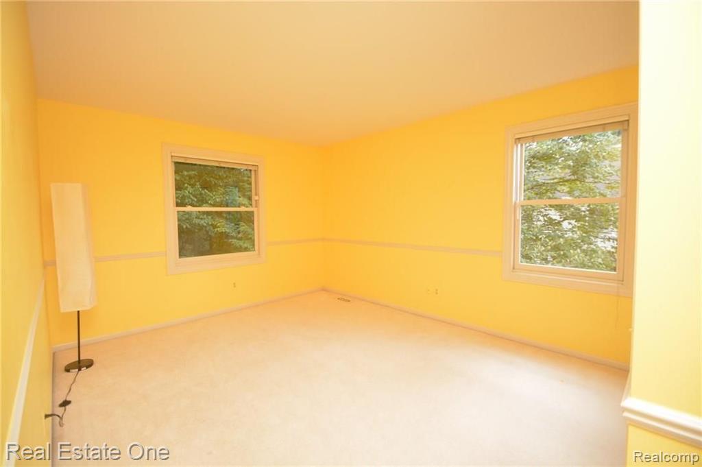 524 Rochdale Drive North Rochester Hills, MI 48309 - Photo 23 of 26