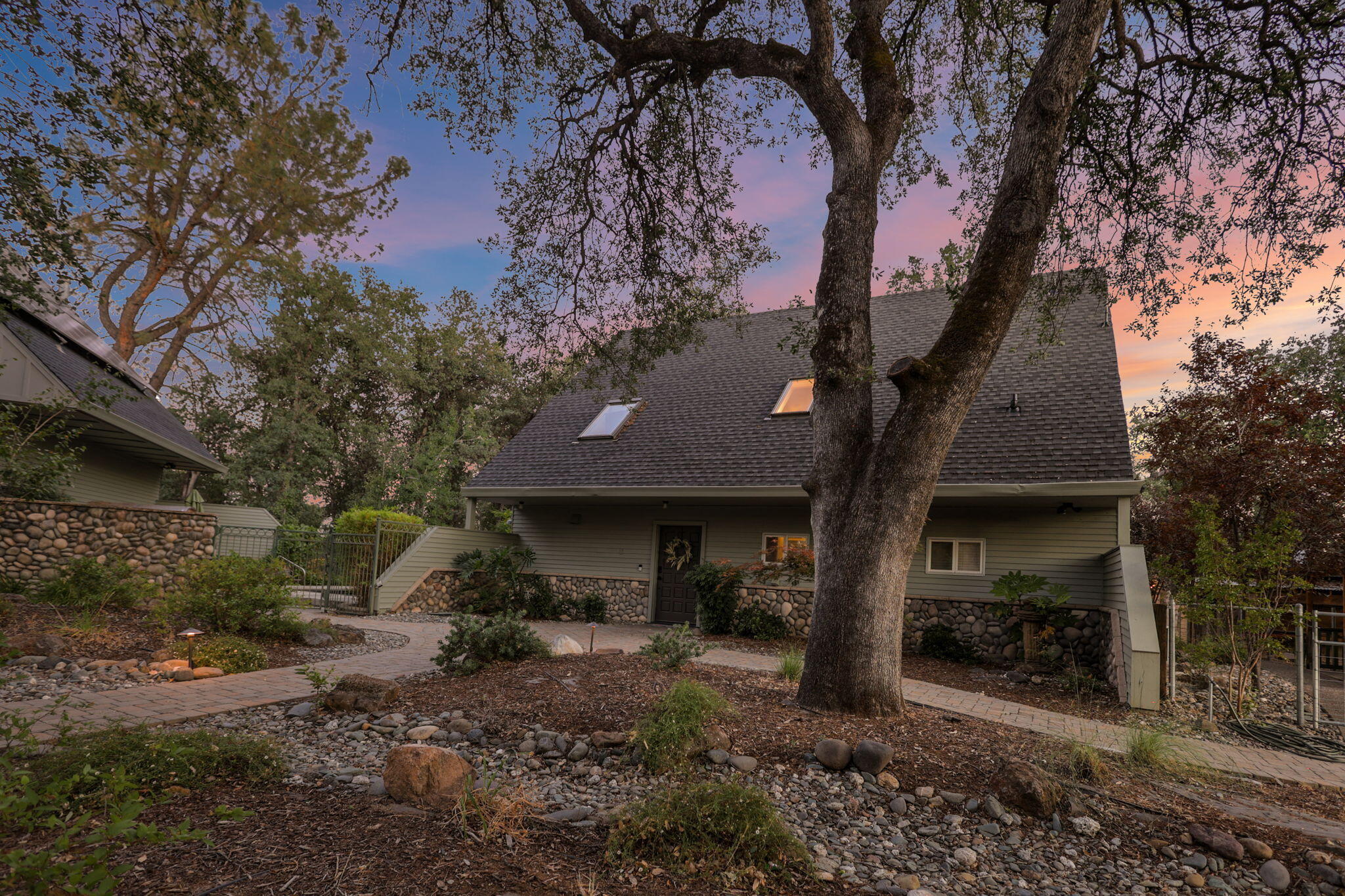 15745 Montgomery Ranch Road Redding, CA 96001 - Photo 38 of 60 Front of House