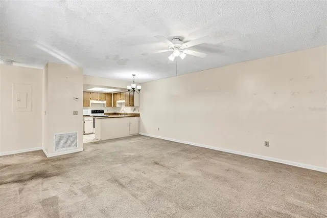 $179,000 | 168 Windtree Lane, Unit 203, Winter Garden, FL 34787