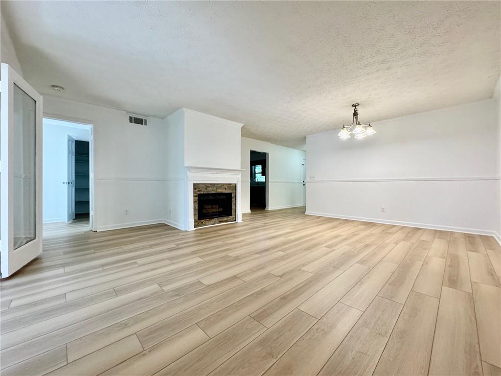 1911 Barrow Way Duluth, GA 30096 - Photo 3 of 19