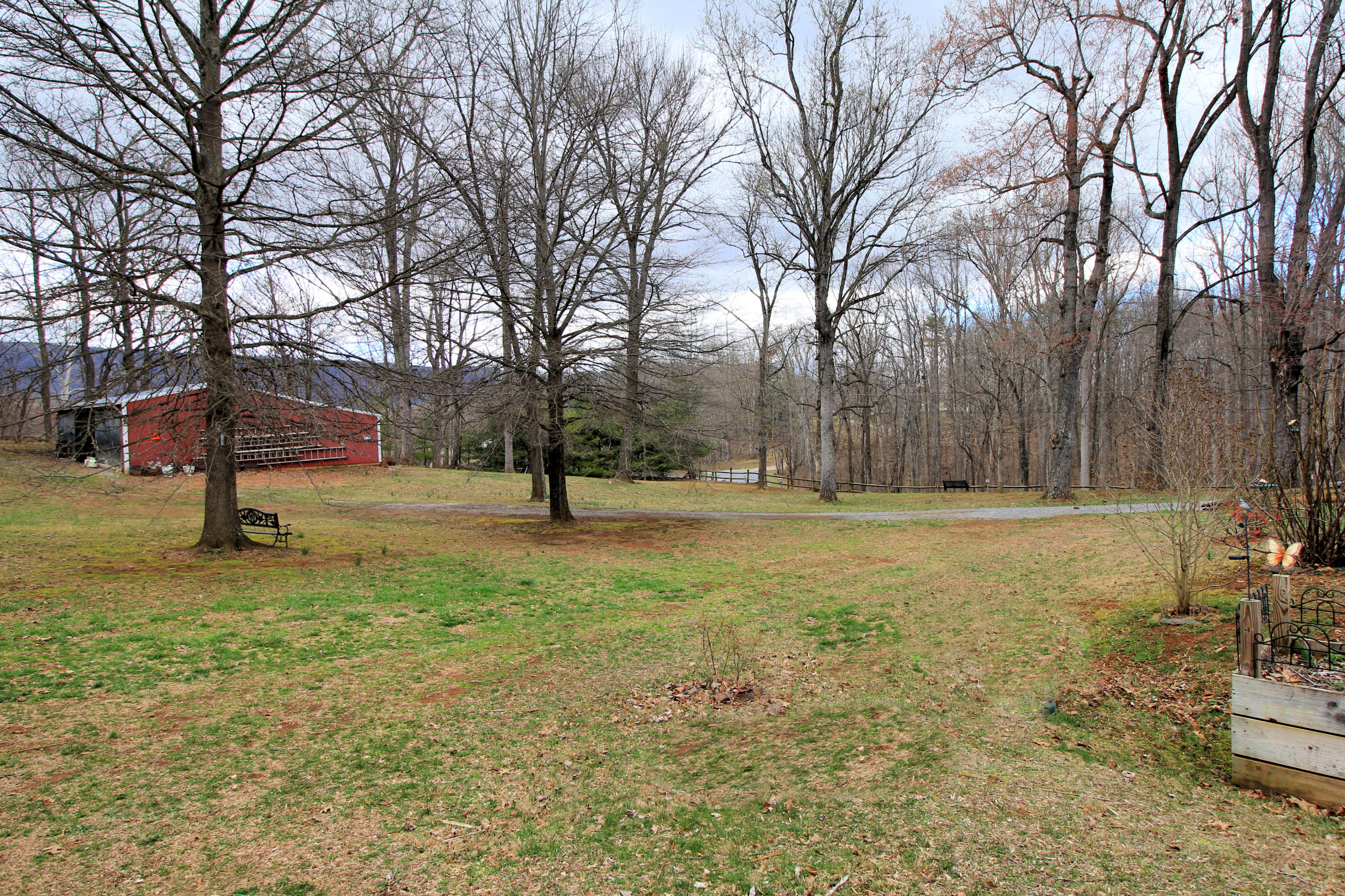123 High Bridge Church Road Natural Bridge, VA 24578 - Photo 4 of 15 Country View