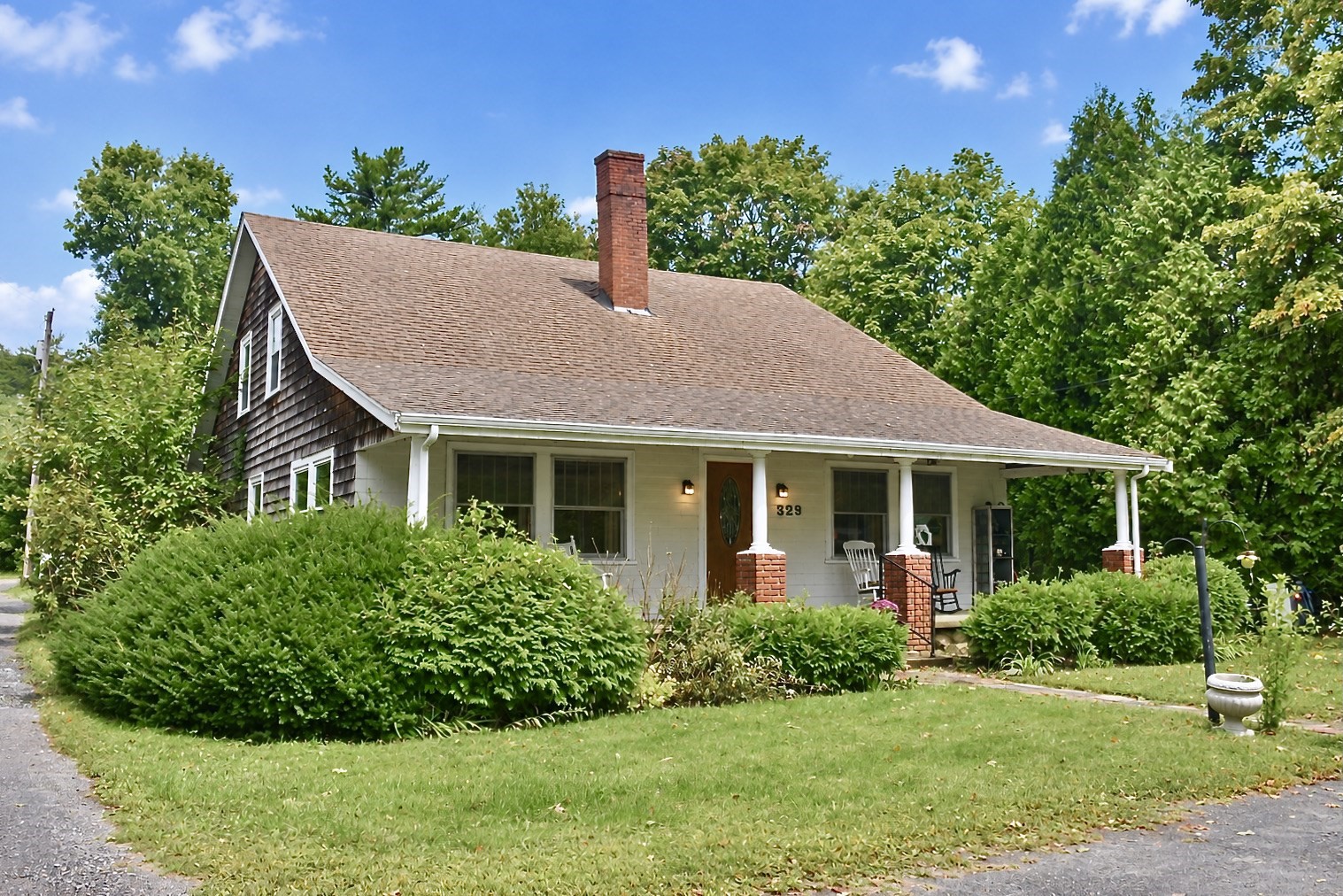 329 Wareham Road Marion, MA 02738 - Photo 1 of 31 Gallery Image 1